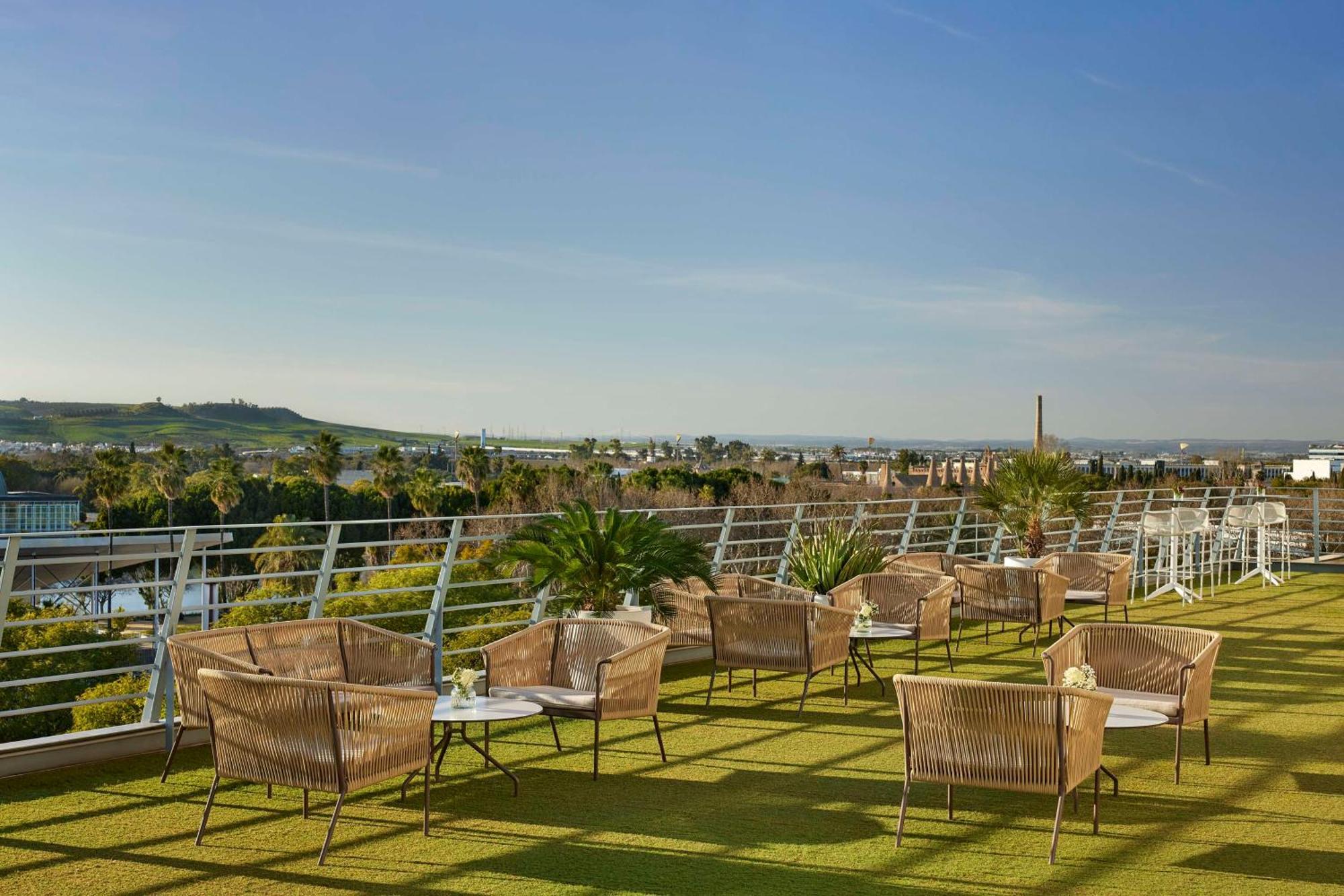 Hotel Nh Plaza De Armas Sevilla