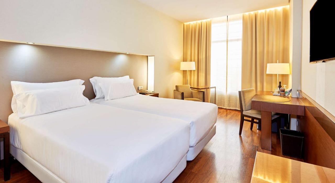 Hotel Nh Plaza De Armas Sevilla